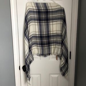 NWT Plaid Poncho